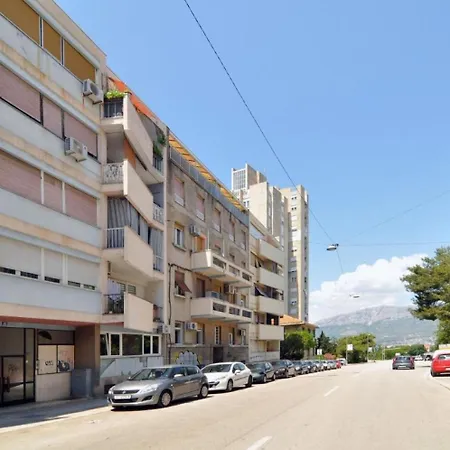 Apartment Karmen Split